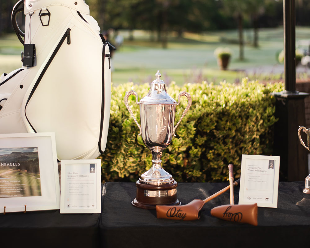 Winner gifts presented by Gleneagles, VESSEL & Otey Putters